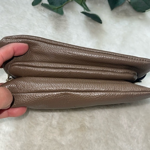 Marc by Marc Jacobs Brown Leather Wristlet - Picture 8 of 15